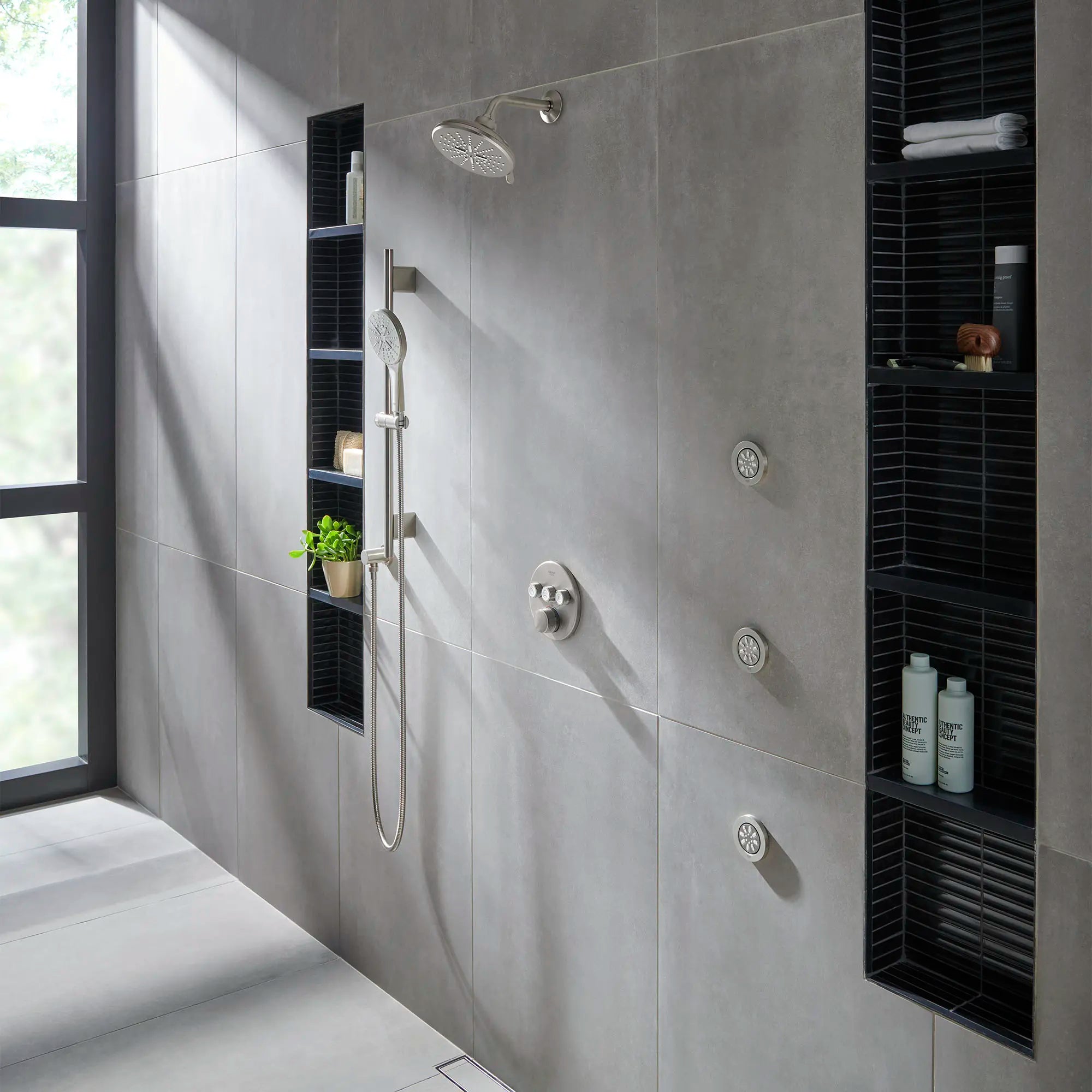 GROHE 26603000 Rainshower Smartactive Shower Rail 900 Secondary image
