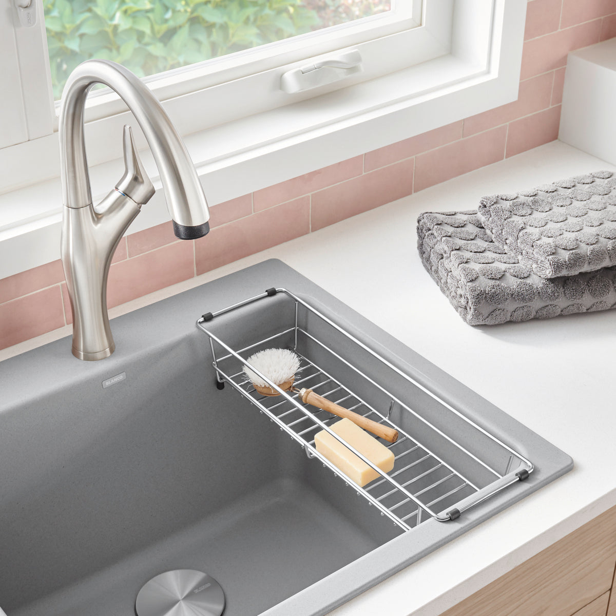 BLANCO 401952 LAUNDRY RACK - LIVEN/QUATRUS LAUNDRY Main image